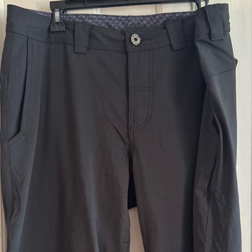 Lululemon Men's Black Dress Pants size 40, long(not hemmed)